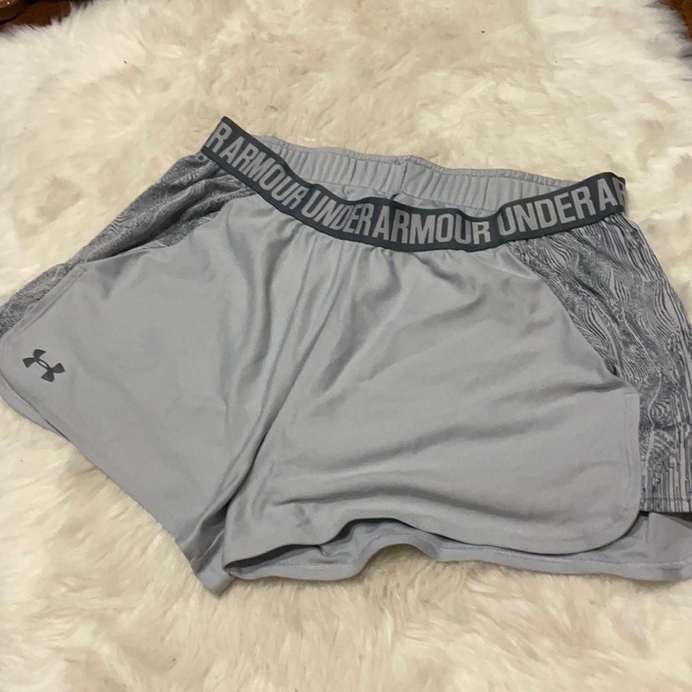 Under armour active wear shorts